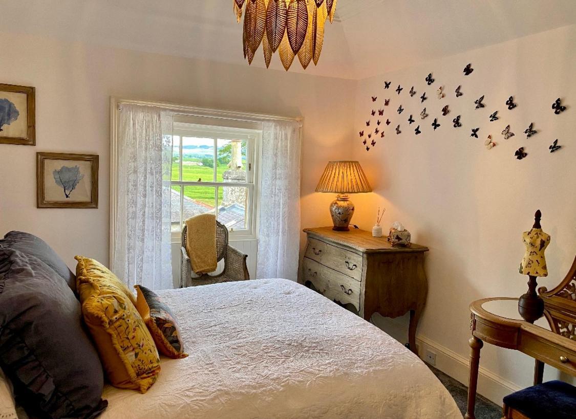 Private Room & Bathroom In Manor House Maybole المظهر الخارجي الصورة