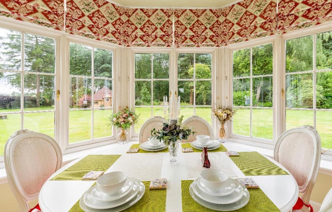 Private Room & Bathroom In Manor House Maybole المظهر الخارجي الصورة